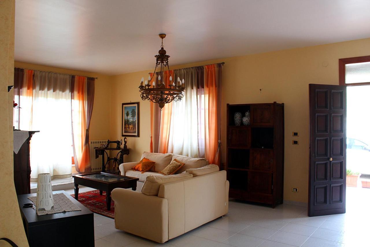 La Casa Di Bia Bed & Breakfast Corleone Bagian luar foto