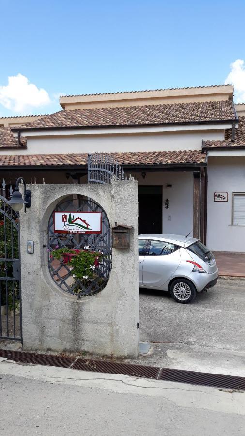 La Casa Di Bia Bed & Breakfast Corleone Bagian luar foto